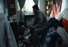 “Drowning”: il dramma di una madre nel film di e con Melora Walters