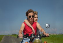 “Estate 85”: una storia d’amore adolescenziale dal potere catartico