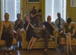 “Fête de famille”: un film familiare spiazzante, esilarante e commovente