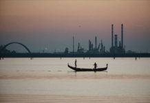 “Il pianeta in mare”: un documentario racconta il declino di Marghera