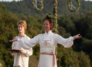 “Midsommar – Il villaggio dei dannati”: un horror su cui non tramonta mai il sole