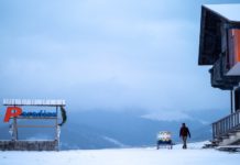 “Paradise – Una nuova vita”: una black comedy italiana convincente