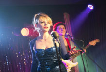 “Saremo giovani e bellissimi”: l’inesorabilità del tempo che passa e non perdona nessuno