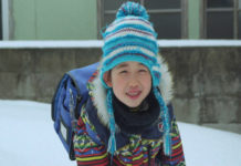 “Takara – La notte che ho nuotato”: un racconto minimalista e incantato