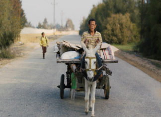 “Yomeddine”: un buon esordio, con attori non professionisti solo di nome