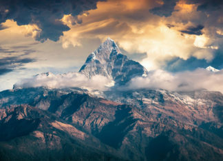 “L’anima della frontiera”: la recensione del romanzo di Matteo Righetto