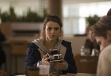 “Polaroid”: una macchina fotografica posseduta per un horror classico