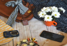 “Un regalo per miss Violet”: la recensione del libro di Susan Gloss