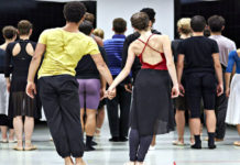 Il Northern Ballet porta 1984 di George Orwell in scena