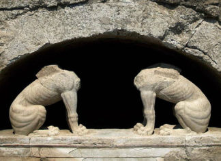 L’enigma di Alessandro Magno: nuovi ritrovamenti nella tomba di Anfipoli