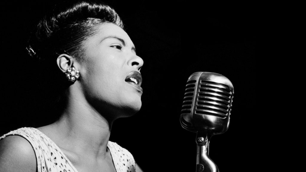 Billie Holiday, microfono