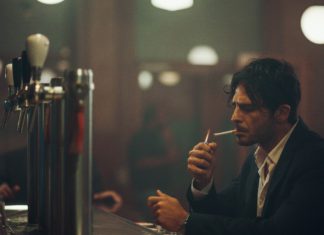 “Calibro 9”: un film di genere che guarda al passato ma non convince