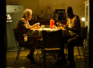 “Candelaria”: riscoprire l’amore a 60 anni è possibile?