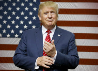 I FANTASTICI 4 | Donald Trump al cinema come se stesso