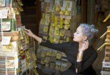 Tokyo per lettori in una serie di itinerari imperdibili