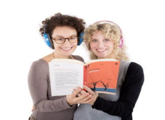 Regalare il libro giusto a Natale? Arrivano le personal book shopper