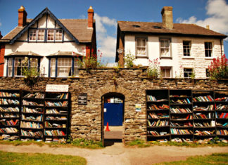 Book town: vivere in mezzo ai libri è possibile