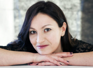 Ilaria Tuti: “Fiori sopra l’inferno è una dichiarazione d’amore alla mia terra”