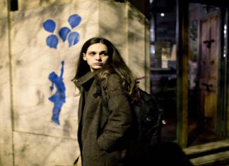 Al cinema: La ragazza del mondo