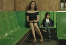 “Lontano da qui”: una disturbante maestra nella New York moderna