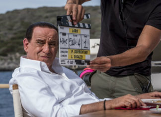 “LORO 1”: Silvio Berlusconi e la sua corte decadente secondo Sorrentino