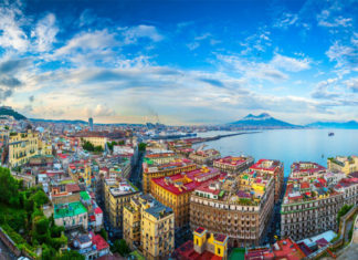 I FANTASTICI 4 | Omaggio a Napoli, nuova capitale del cinema italiano