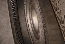 “Napoli velata”: tra mistery e mélo, un film ambizioso che parla di passione