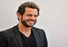 A teatro: Contrazioni pericolose