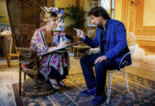 “Se son rose”: un eterno Peter Pan alla prova del tempo che passa