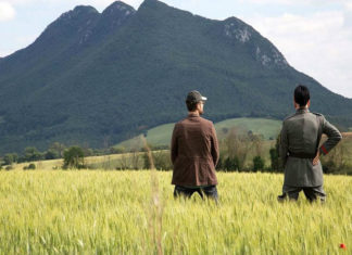 “Sono tornato”: il remake in chiave italiana del film tedesco di successo