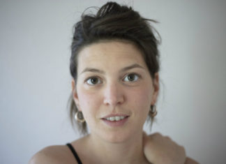 Intervista a Teresa Righetti, autrice del libro “Se mi guardo da fuori”