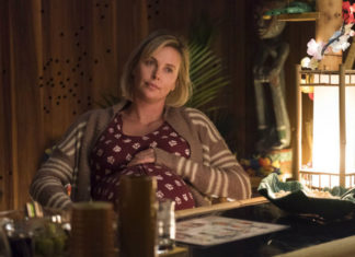 “Tully”: gioie e dolori della maternità in una commedia non scontata