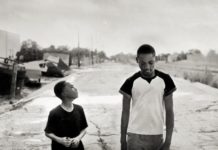 “Che fare quando il mondo è in fiamme?”: il nuovo film di Minervini