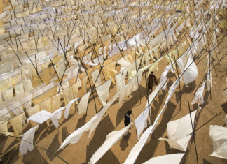 “Beyond the clouds”: un film ricco di contrastanti sull’India di oggi