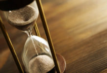 “Come fermare il tempo” di Matt Haig: tra romanzo storico e sci-fi