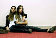 “Indivisibili”: Angela e Marianna Fontana gemelle siamesi nella Napoli di oggi