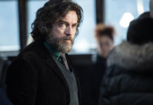 “La ragazza nella nebbia”: un thriller che porta alla luce il mostro in noi