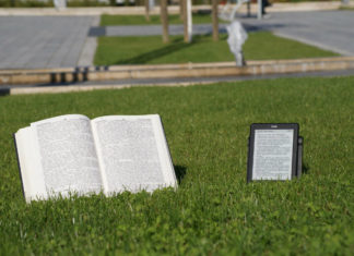 Ebook o libro tradizionale? 8 studi dimostrano perché la carta è meglio