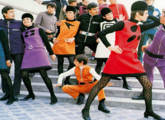 Passato, presente e futuro: apre a Parigi il nuovo museo dedicato a Cardin