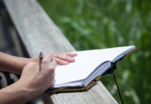 10 scuse che gli scrittori usano per NON mettersi a lavoro