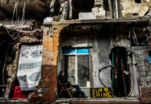 “Still recording”: uno straordinario racconto live della guerra in Siria