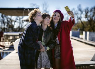 “Genitori vs Influencer”: la società di oggi in una divertente commedia