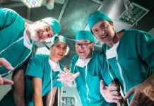 “Si vive una volta sola”: un film prevedibile, piatto, da dimenticare