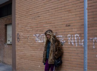 “Naufragi”: una storia commovente di genitorialità problematica oggi