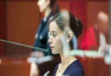 “La ragazza con il braccialetto”: un courtroom riuscito e controverso