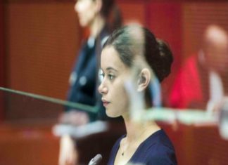 “La ragazza con il braccialetto”: un courtroom riuscito e controverso