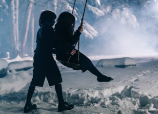 “They Talk”: un horror fiacco, dalla sceneggiatura eccessiva e caotica