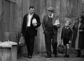 “Belfast”: l’Amarcord di Kenneth Branagh, sentito e romantico