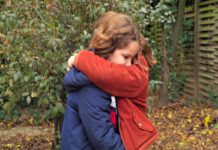 “Petite maman”: un film che parla dell’infanzia e del timore della perdita