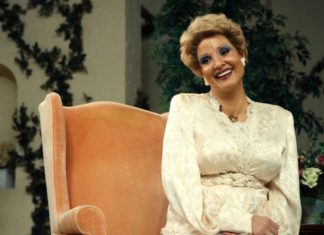 “Gli occhi di Tammy Faye”: un biopic classico, una grande Jessica Chastain